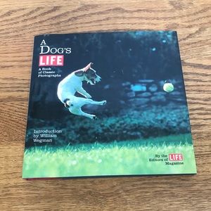 A Dog’s LIFE: A Book of Classic Photographs